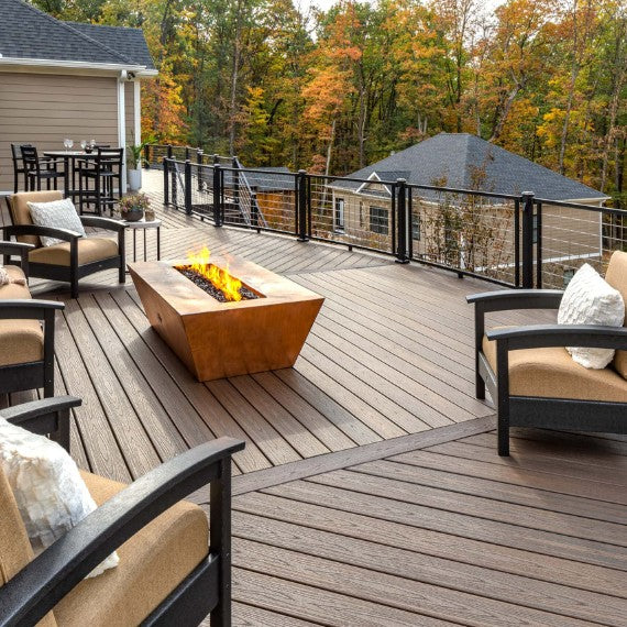 Design moderne terrasse composite